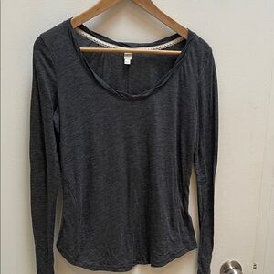 Anthropologie - Women's thin Gray Long Sleeve Top